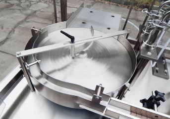 8ml、13ml、15ml裝眼藥水灌裝機細節圖